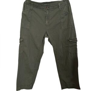 Old Navy Alpine Tundra Green Mid-Rise Wide-Leg Cargo Pants